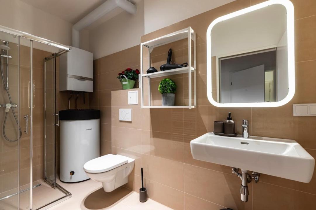 Authentic Apartment Next To Schwedenplatz เวียนนา ภายนอก รูปภาพ