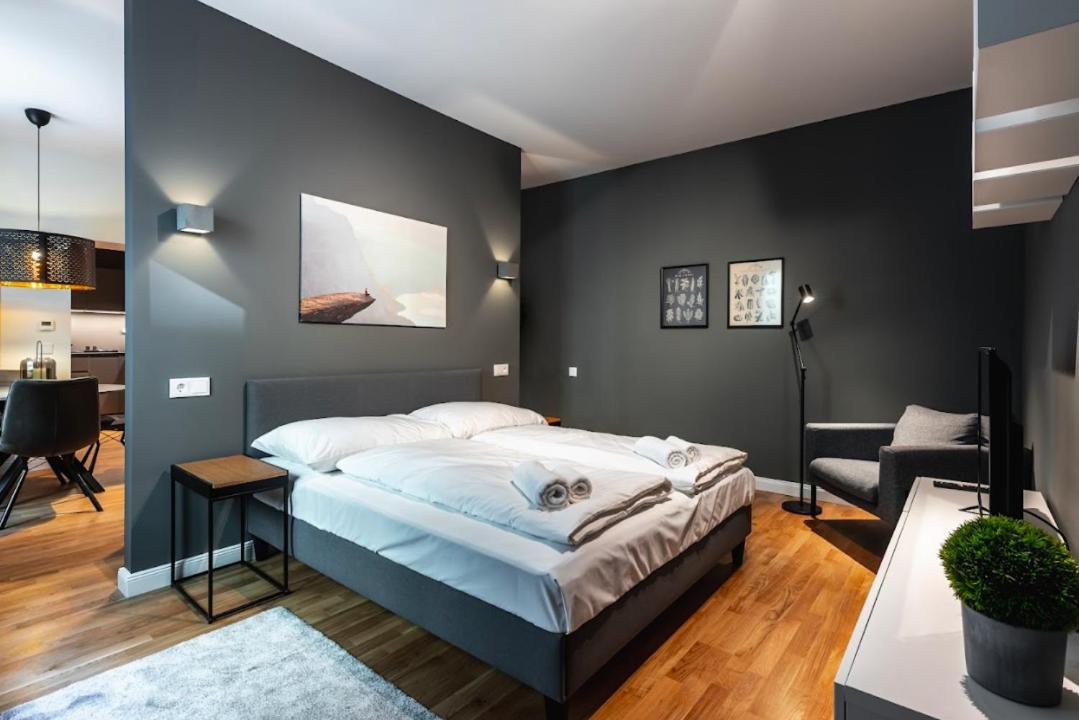 Authentic Apartment Next To Schwedenplatz เวียนนา ภายนอก รูปภาพ